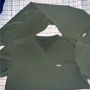 This is good normal condition medium size men